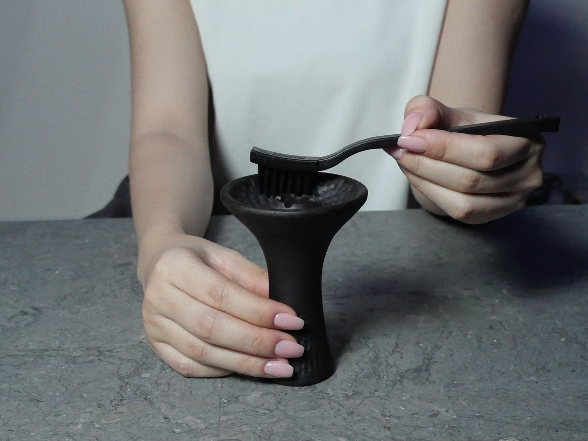 deeep 【研】KEN シーシャ お掃除 ブラシ 8点セット ガラスの水垢落とし ワイヤーフレキシブルブラシ 3mmクリーンボール600個付き 収納バッグ チューブブラシ ブラック